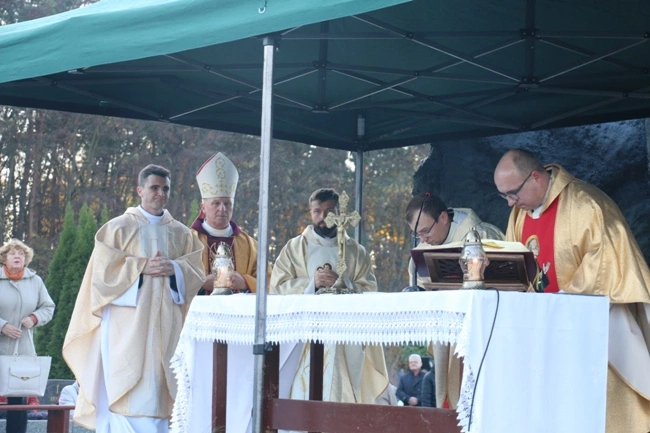 Uroczystość Wszystkich Świętych 