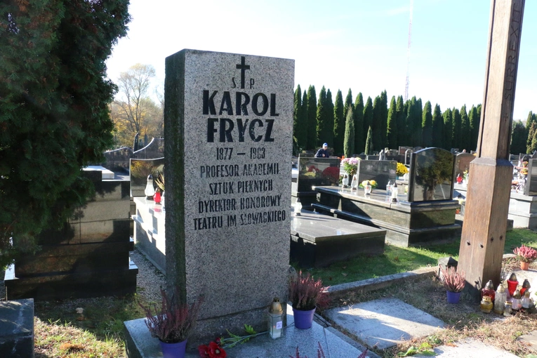 Dzień Wszystkich Świętych na cmentarzu Salwatorskim 2024