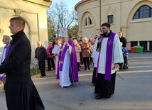 Uroczystość na cmentarzu