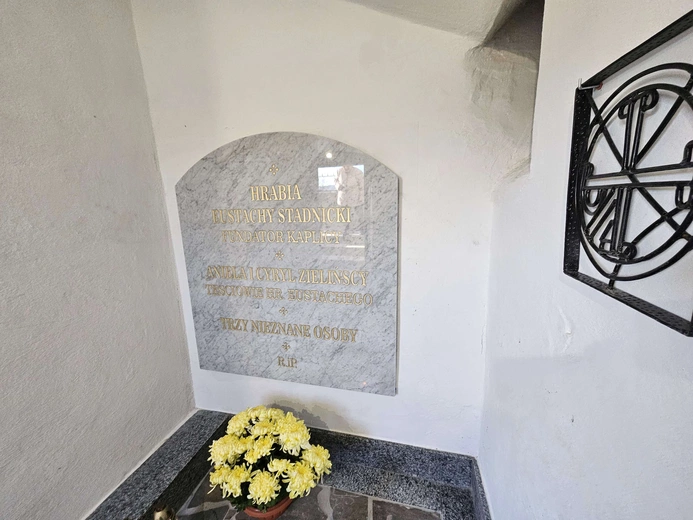 Poświęcenie krypty i figur świętych