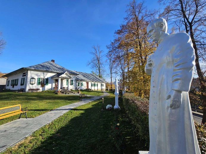 Poświęcenie krypty i figur świętych