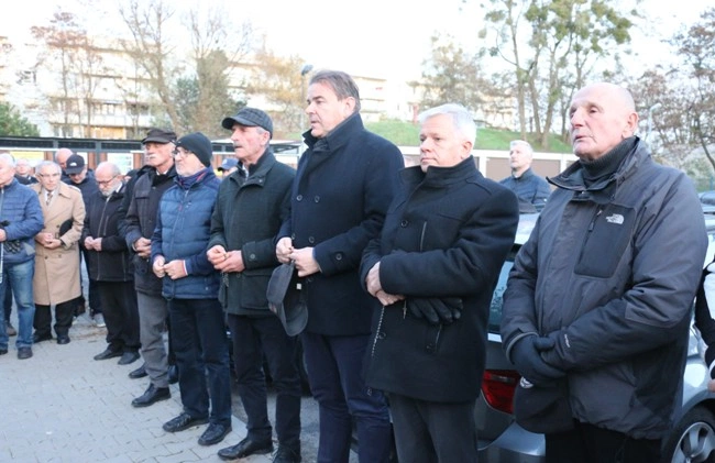 Męski Różaniec Rycerzy Kolumba