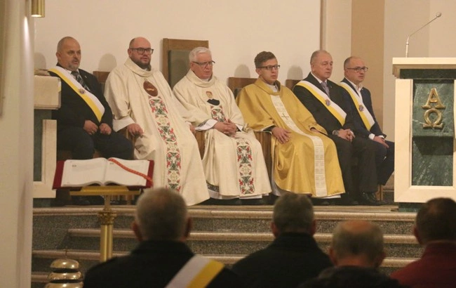 Męski Różaniec Rycerzy Kolumba