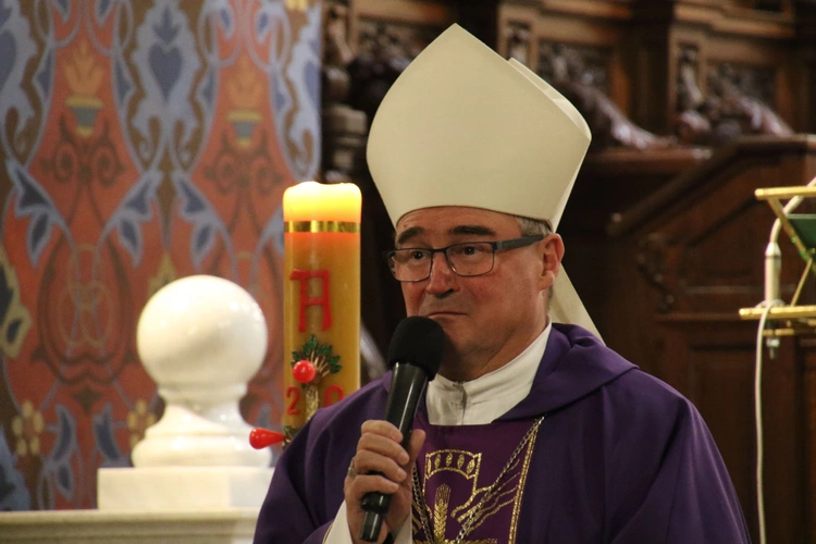 Płock. Msza św. za zmarłych pacjentów hospicjum Caritas