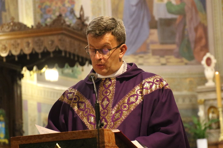 Płock. Msza św. za zmarłych pacjentów hospicjum Caritas