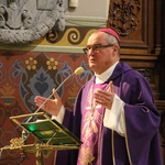 Płock. Msza św. za zmarłych pacjentów hospicjum Caritas