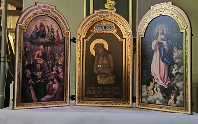 Początek peregrynacji Tryptyku Pleśneńskiego