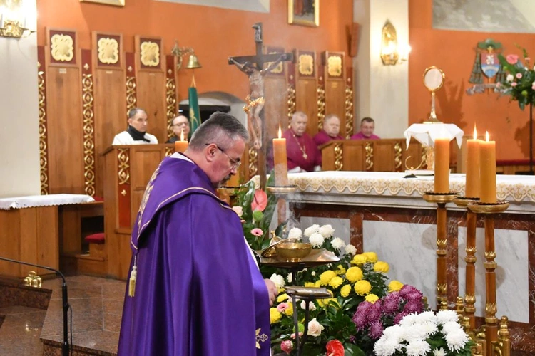 Modlitwa za zmarłych biskupów i kapłanów