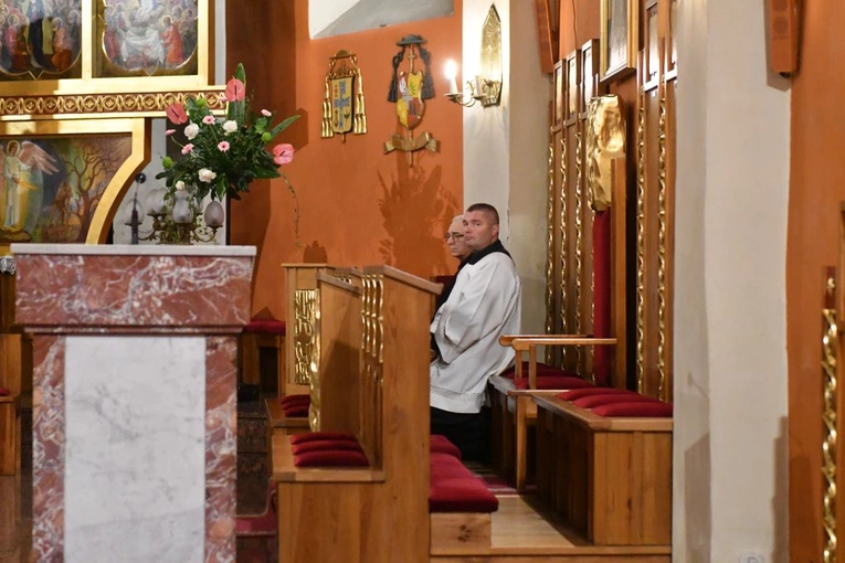 Modlitwa za zmarłych biskupów i kapłanów