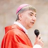 Papież mianuje nowego kardynała: abp Battaglia pracował z narkomanami