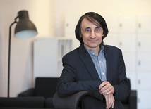 Czy sztuczna inteligencja zrozumie sens wiary? 