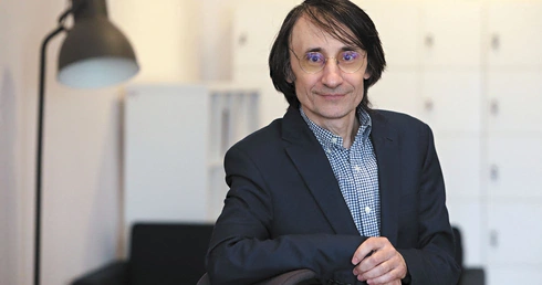 Czy sztuczna inteligencja zrozumie sens wiary? 