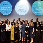 Gala była okazją do podziękowania tym, którzy na co dzień niosą pomoc nieuleczalnie chorym dzieciom.