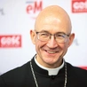 	Nowy arcybiskup warszawski ma 56 lat.