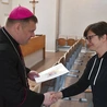 	Rada jest powoływana na trzyletnią kadencję. Na zdjęciu: moment wręczania dekretów.