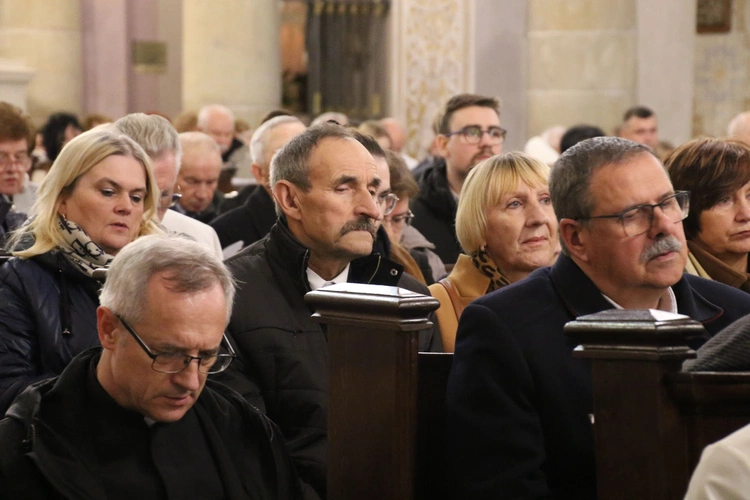 Płock. Nieszpory i medale Benemerenti