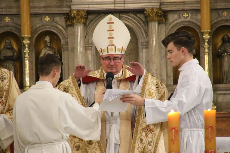Płock. Nieszpory i medale Benemerenti