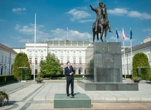Przed kampanią prezydencką w Polsce. Bój o kandydatury