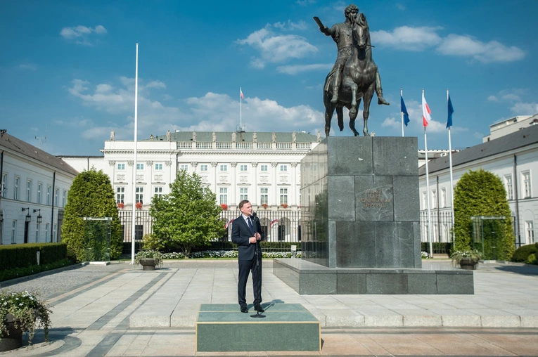 Przed kampanią prezydencką w Polsce. Bój o kandydatury