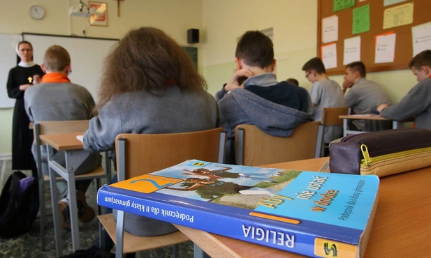 Rząd rozmawiał z Episkopatem na temat lekcji religii w szkołach i przedszkolach