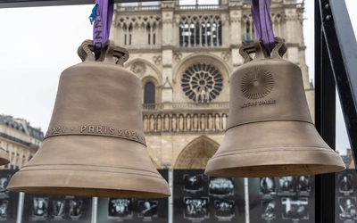 Paryż: w katedrze Notre-Dame ponownie zabiły dzwony