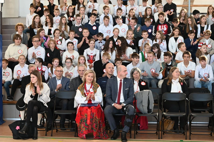 Szkoła w Czarnym Dunajcu od roku nosi imię Legonów Polskich