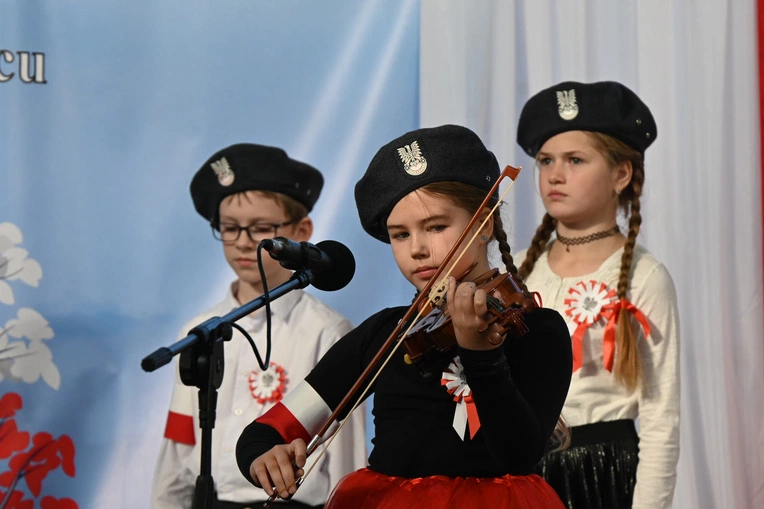 Szkoła w Czarnym Dunajcu od roku nosi imię Legonów Polskich