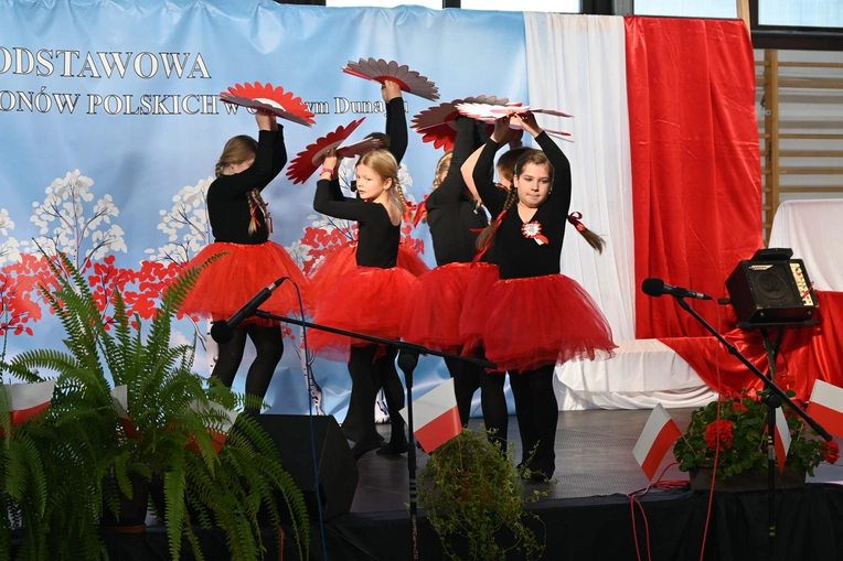 Szkoła w Czarnym Dunajcu od roku nosi imię Legonów Polskich
