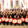Nic tak nie jednoczy narodu jak śpiew pieśni patriotycznych