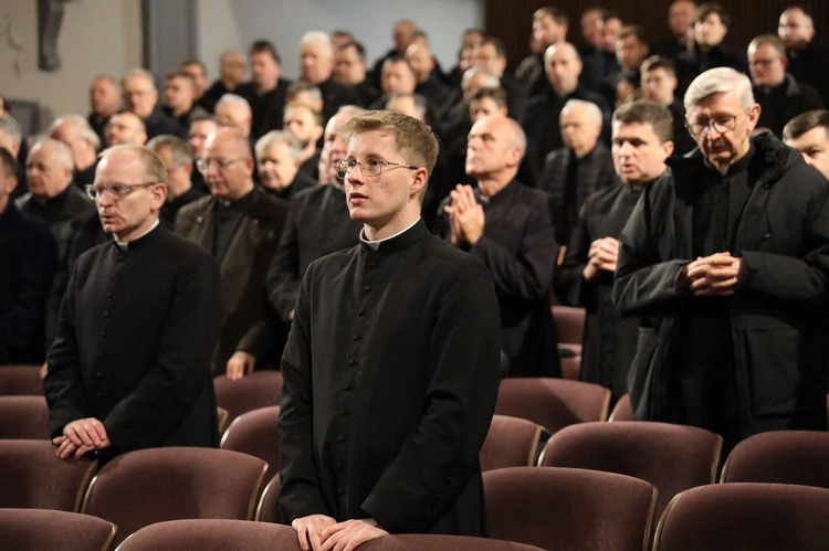 Dzień Modlitw o Uświęcenie Kapłanów