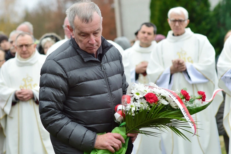 Olsztyn. Poświęcenie popiersia bł. Stefana Wyszyńskiego