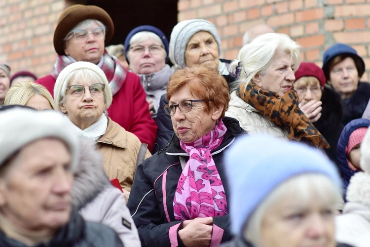 Olsztyn. Poświęcenie popiersia bł. Stefana Wyszyńskiego