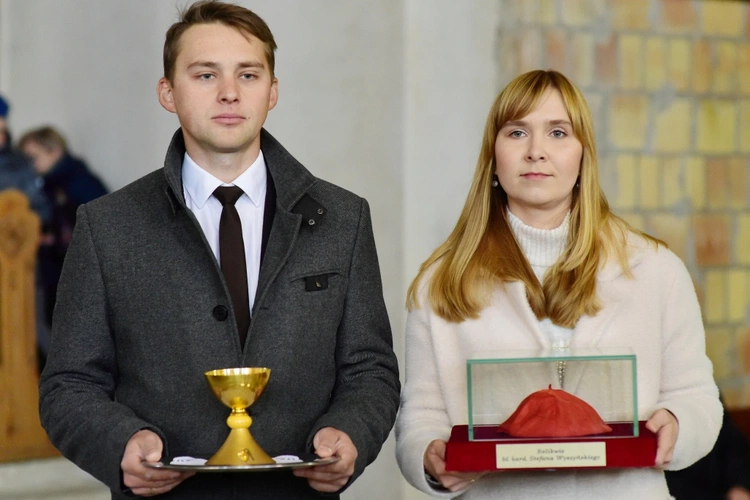 Olsztyn. Poświęcenie popiersia bł. Stefana Wyszyńskiego