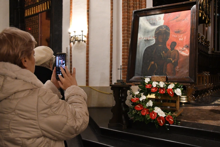 Matka Boża Solidarności w archikatedrze