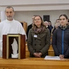 Ruch Światło-Życie rozpoczął peregrynację figury Niepokalanej Matki Kościoła