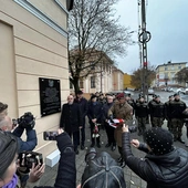 W Łęczycy odsłonięto tablicę pamięci żołnierzy 2. Batalionu 1. Pułku Piechoty Legionów Polskich.