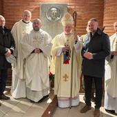 W kościele Matki Boskiej Częstochowskiej odsłonięto tablicę upamiętniającą ks. Leona Bemkego SAC, kapelana załogi Westerplatte.