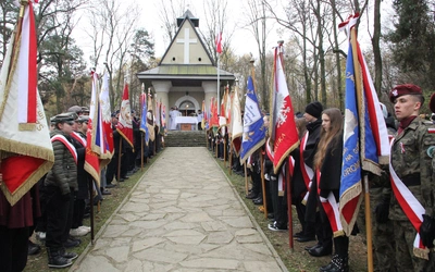 Łowczówek. XXV Zlot Niepodległościowy