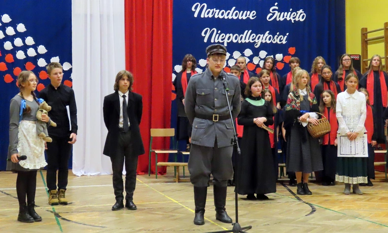Święto Niepodległości w tarnowskiej "dwójce"