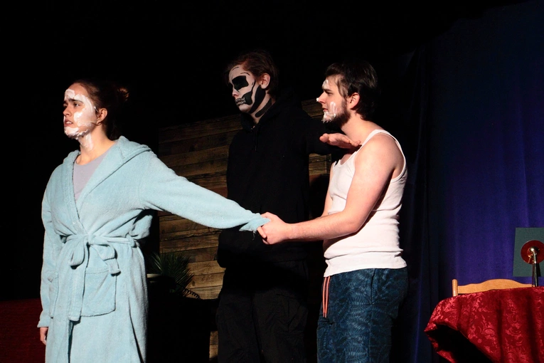 "Jeszcze tej nocy". Spektakl w wykonaniu Teatru Kalos