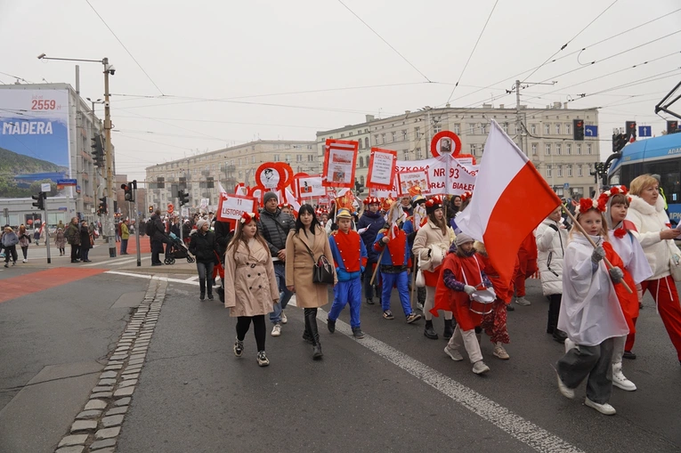 Radosna Parada Niepodległości we Wrocławiu