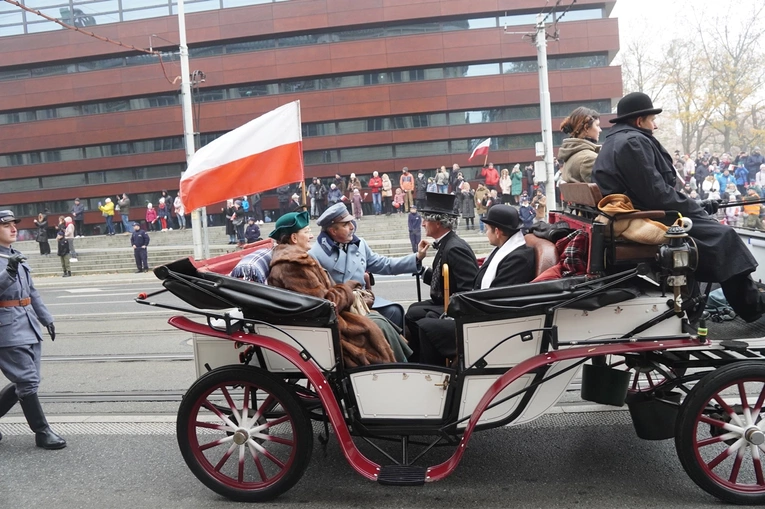 Radosna Parada Niepodległości we Wrocławiu