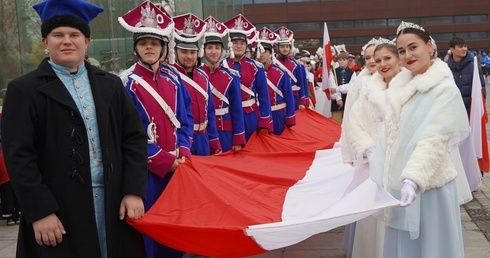 Radosna Parada Niepodległości we Wrocławiu