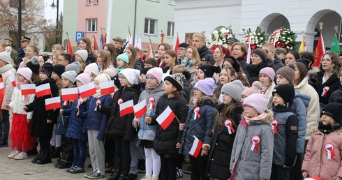 Płock. Egzamin zdany 106 lat temu, a dziś?