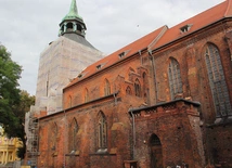 Wieża kościoła Mariackiego naprawiona