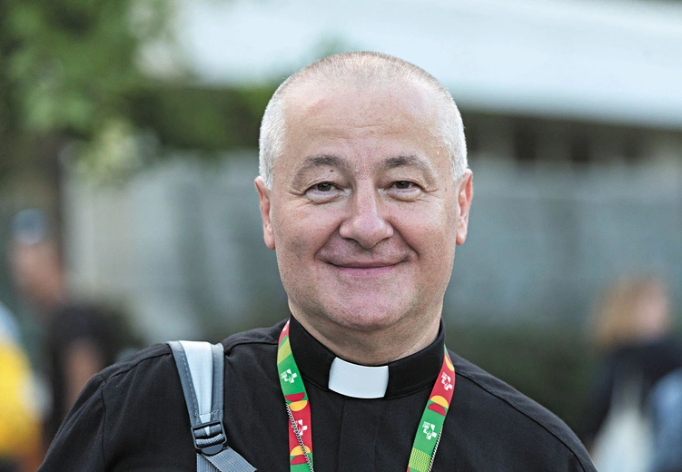 Bp Artur Ważny w wywiadzie rzece „Bóg odrzuconych”: Nie możemy nikogo z Kościoła wykluczyć ani wyrzucić