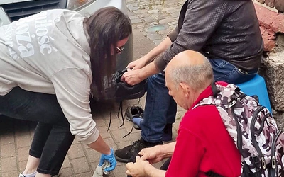 …oraz wymianę starej odzieży na nową.