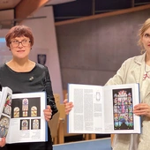 Joanna Utzig (z prawej) oraz Irena Kontny prezentują owoc prac z lat 2018–2024.