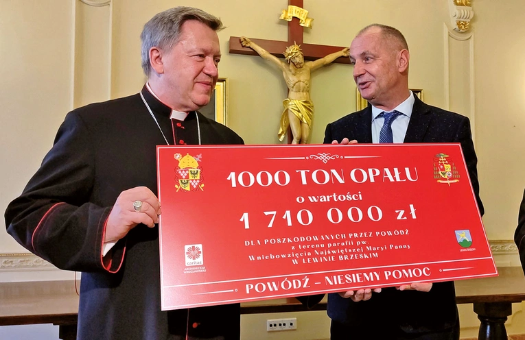 Przypomnijmy, że na terenie archidiecezji wrocławskiej w powodzi ucierpiało ponad 600 domostw.