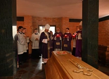 Msza św. za zmarłych biskupów i prezbiterów